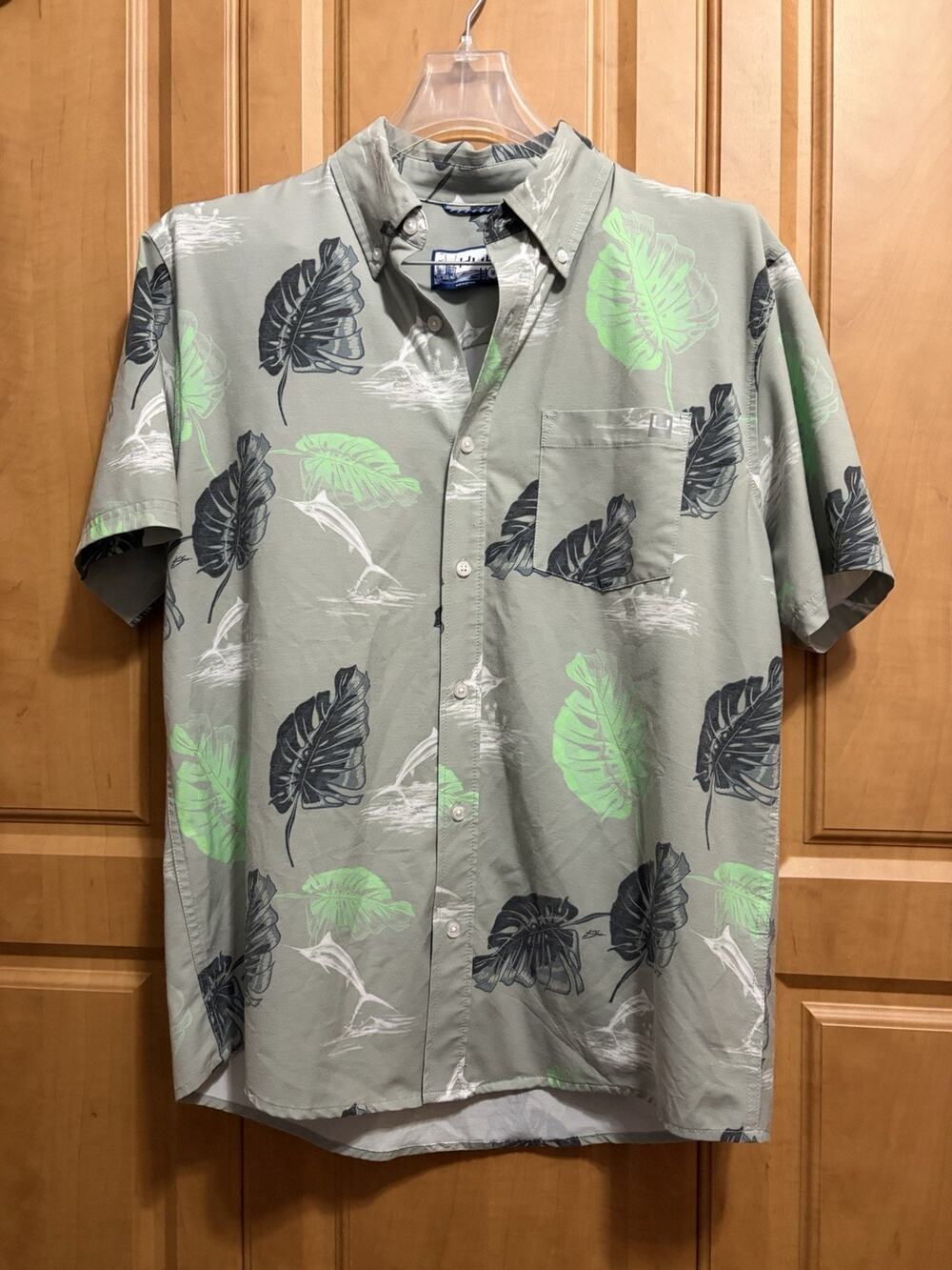 Huk Mens M Green Marlin Kona Button Down Shirt